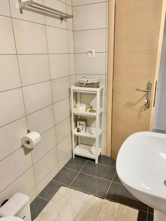 Lovely Apartment By The Sea 2 ….. Epanomi Esterno foto