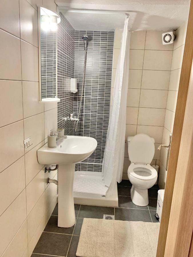 Lovely Apartment By The Sea 2 ….. Epanomi Esterno foto