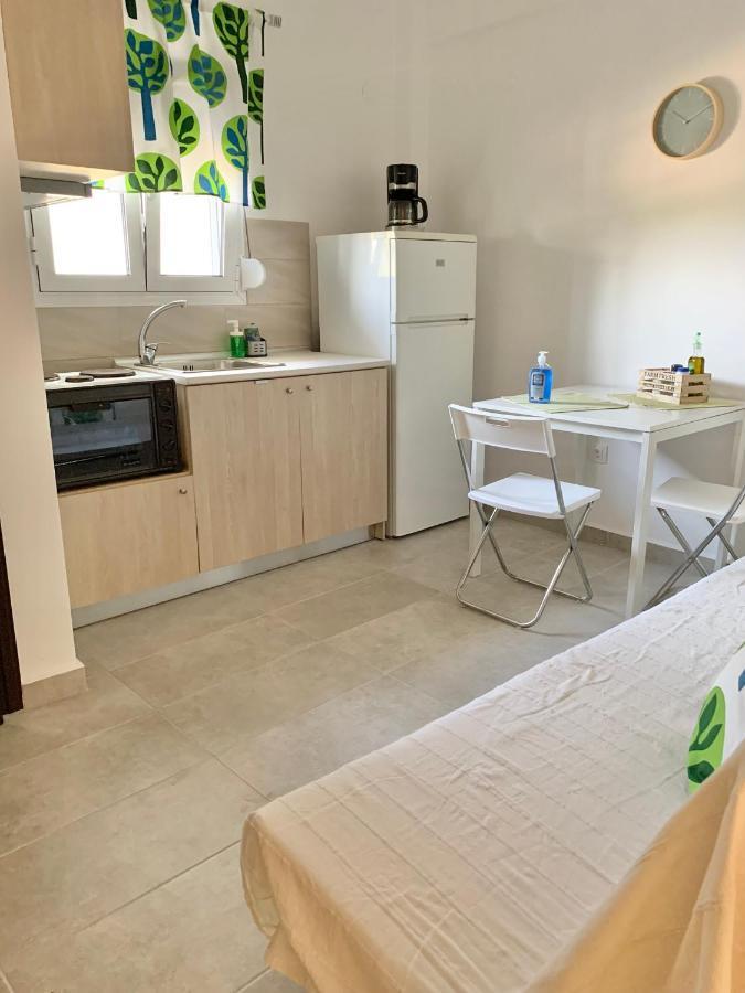 Lovely Apartment By The Sea 2 ….. Epanomi Esterno foto