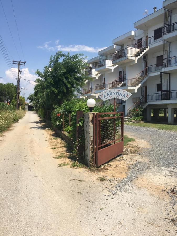 Lovely Apartment By The Sea 2 ….. Epanomi Esterno foto